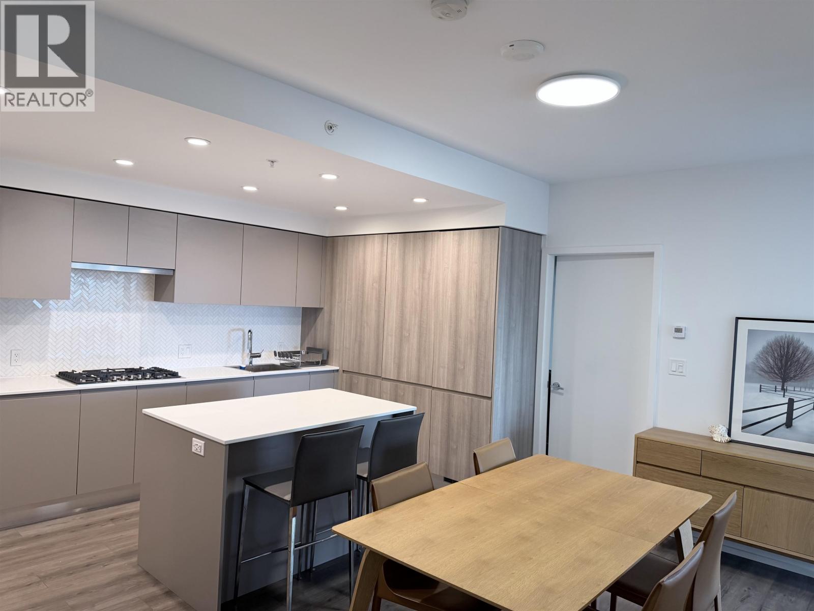 4801 3809 Evergreen Place, Burnaby, British Columbia  V3J 0M1 - Photo 2 - R3110447