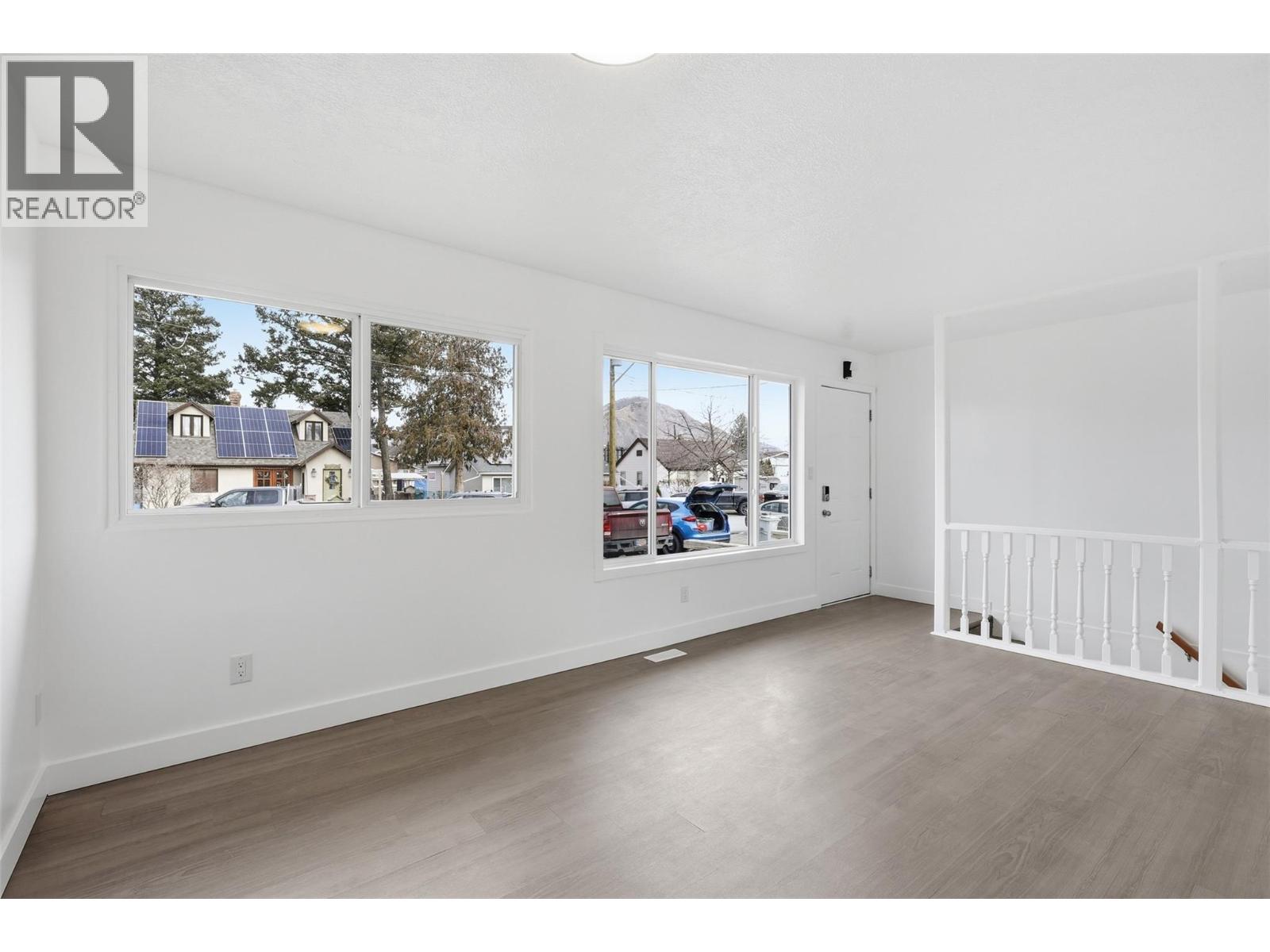 421/423 Alexander Avenue, Kamloops, British Columbia  V2B 3R4 - Photo 5 - 10378575