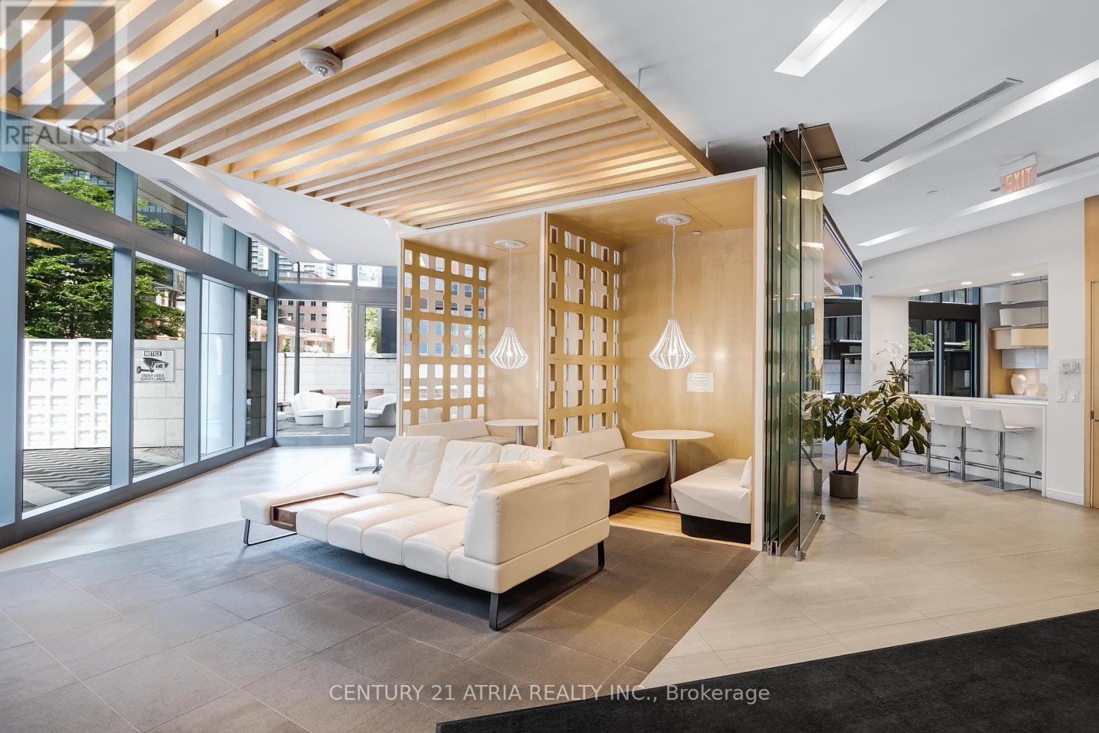 5108 - 45 Charles Street E, Toronto, Ontario M4Y 0B8 - Photo 2 - C12992812