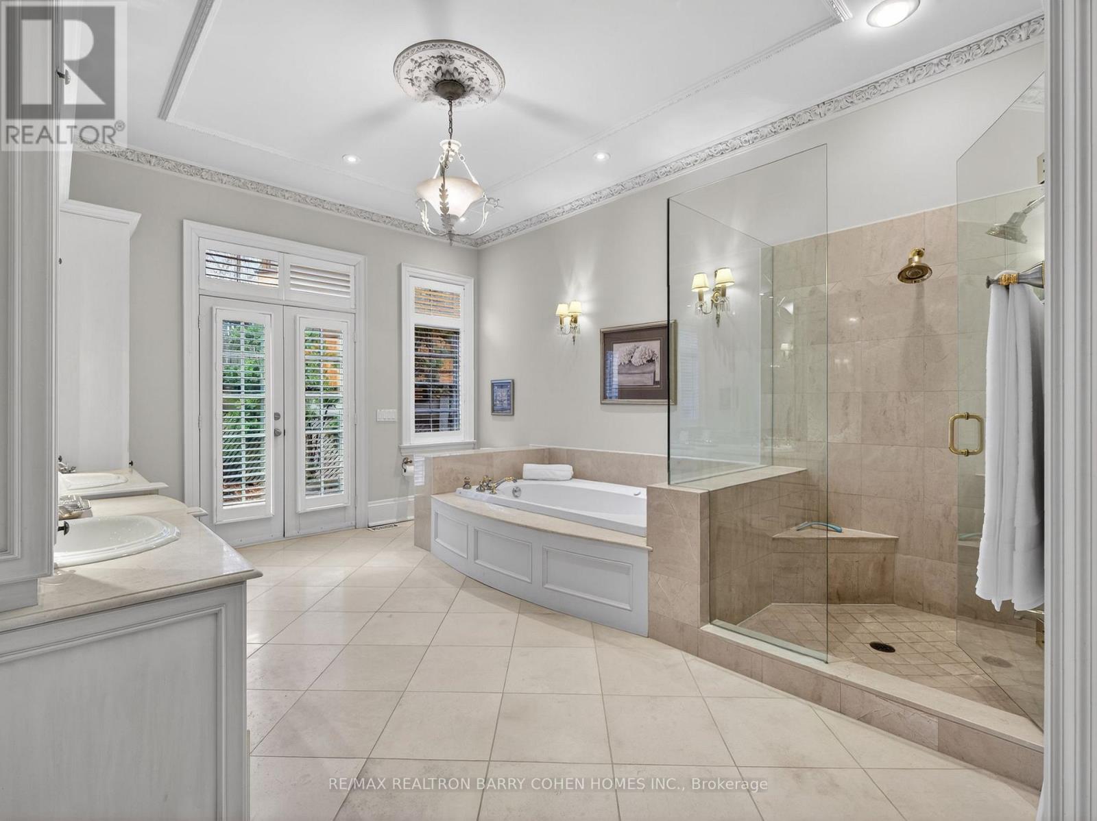 17 Bayview Ridge, Toronto, Ontario  M2L 1E3 - Photo 17 - C12992854