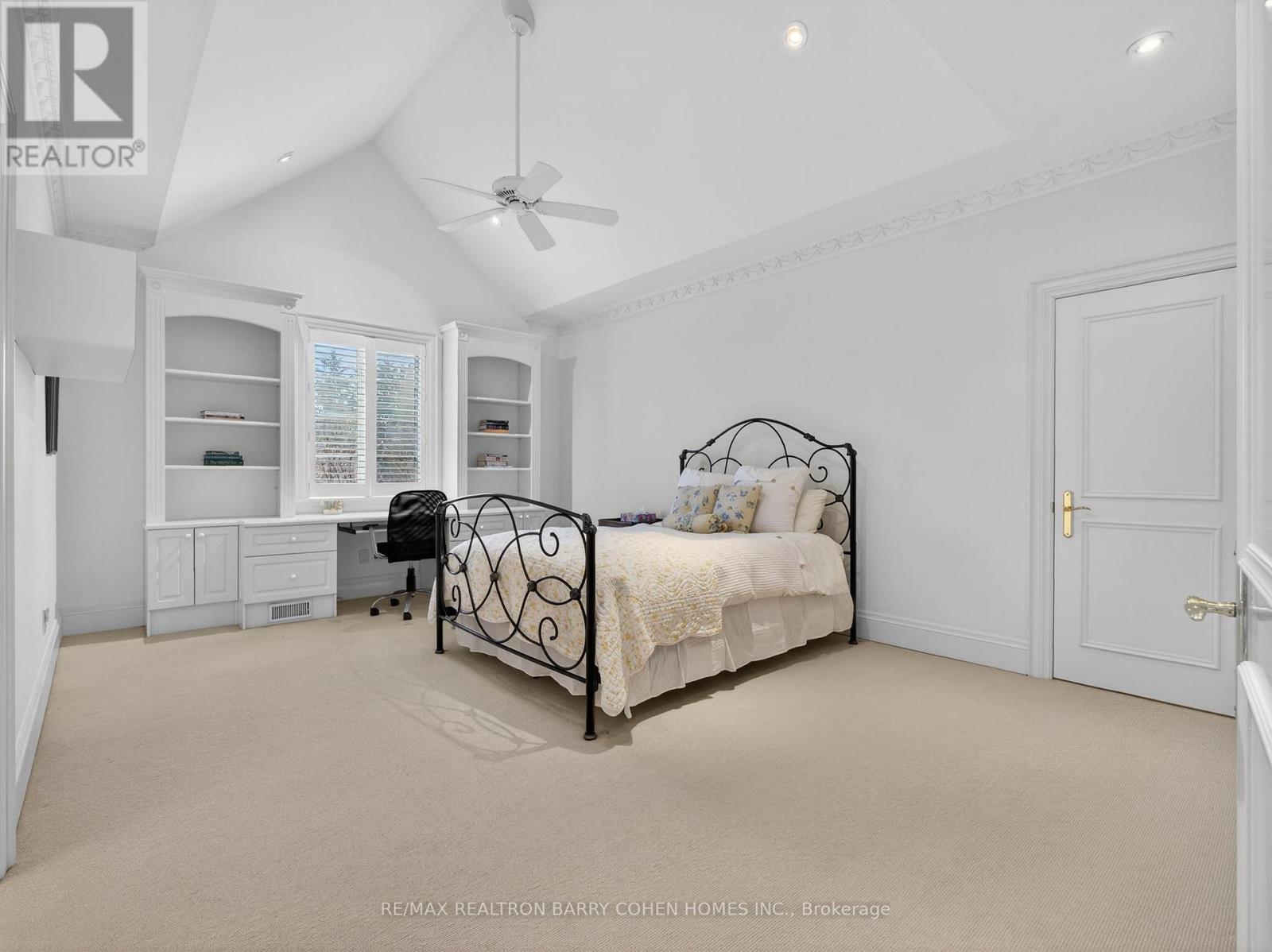 17 Bayview Ridge, Toronto, Ontario  M2L 1E3 - Photo 24 - C12992854