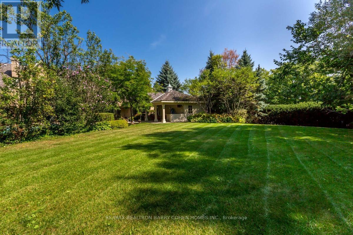 17 Bayview Ridge, Toronto, Ontario  M2L 1E3 - Photo 36 - C12992854