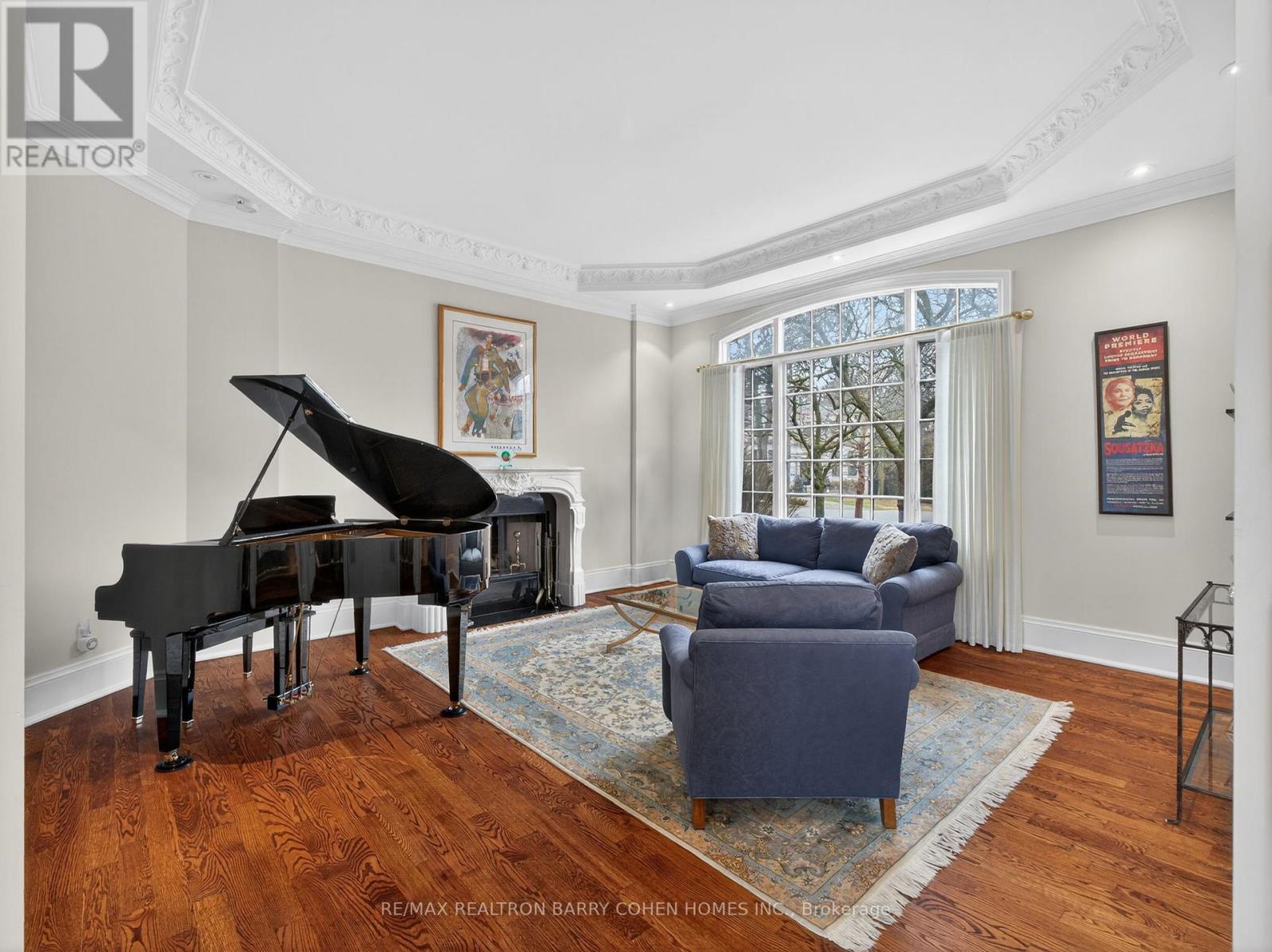 17 Bayview Ridge, Toronto, Ontario  M2L 1E3 - Photo 5 - C12992854