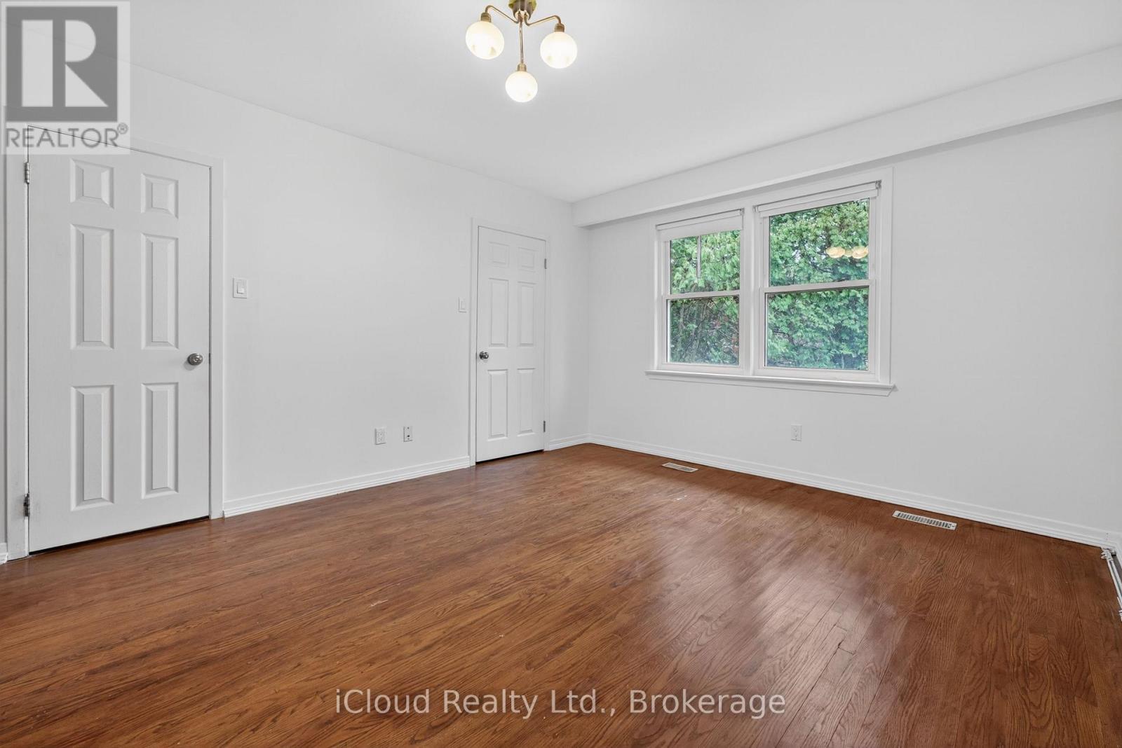 52 Montressor Drive, Toronto, Ontario  M2P 1Z2 - Photo 20 - C12992862