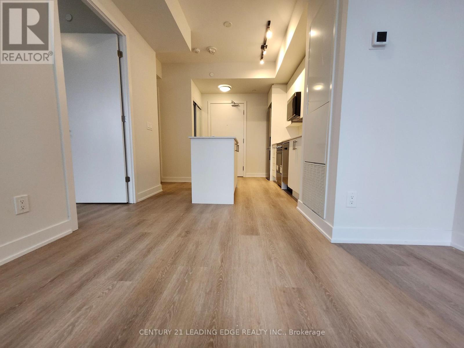 1004 - 15 Ellierslie Avenue, Toronto, Ontario M2N 0L7 - Photo 4 - C12992890