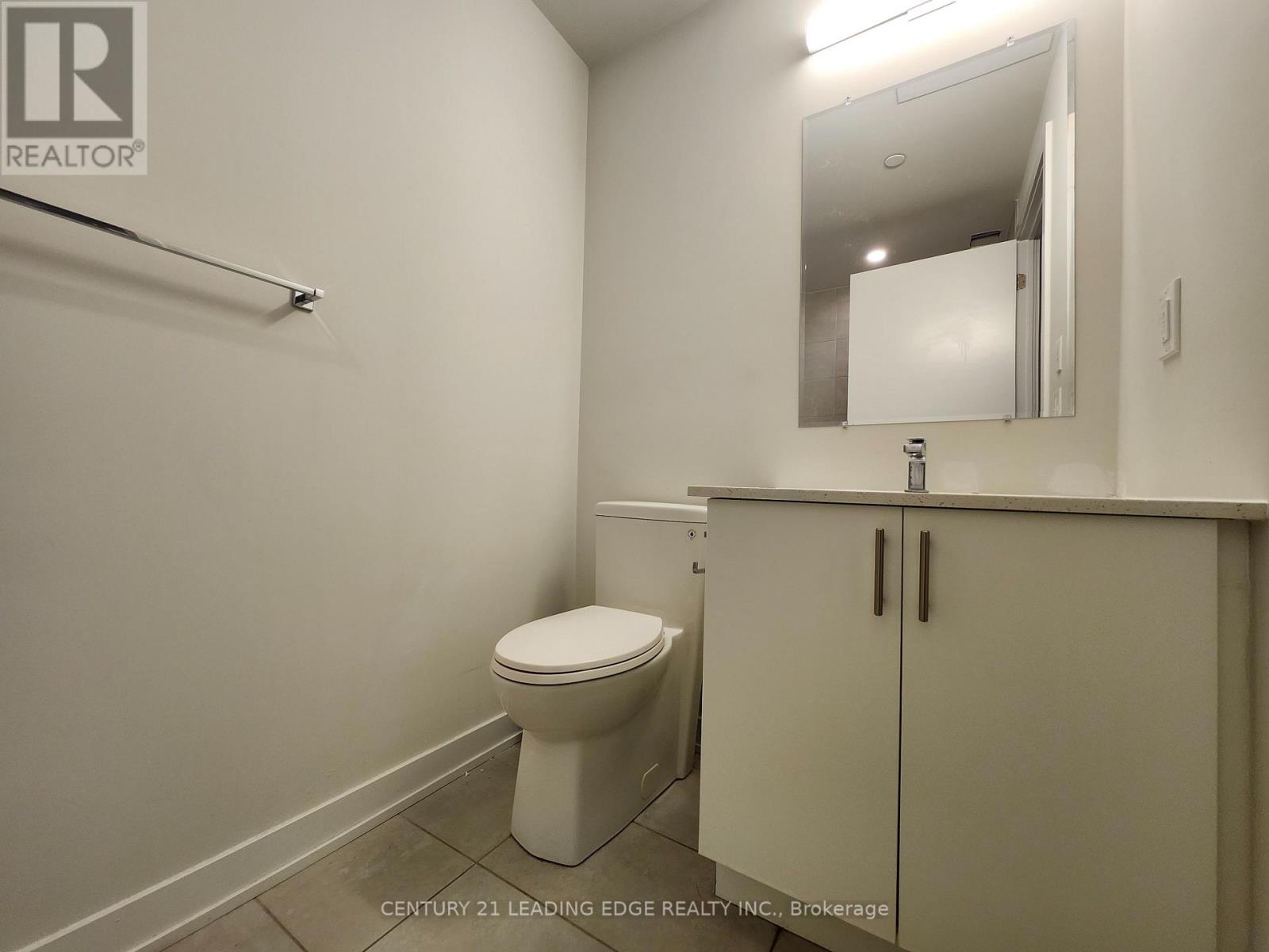 1004 - 15 Ellierslie Avenue, Toronto, Ontario M2N 0L7 - Photo 8 - C12992890