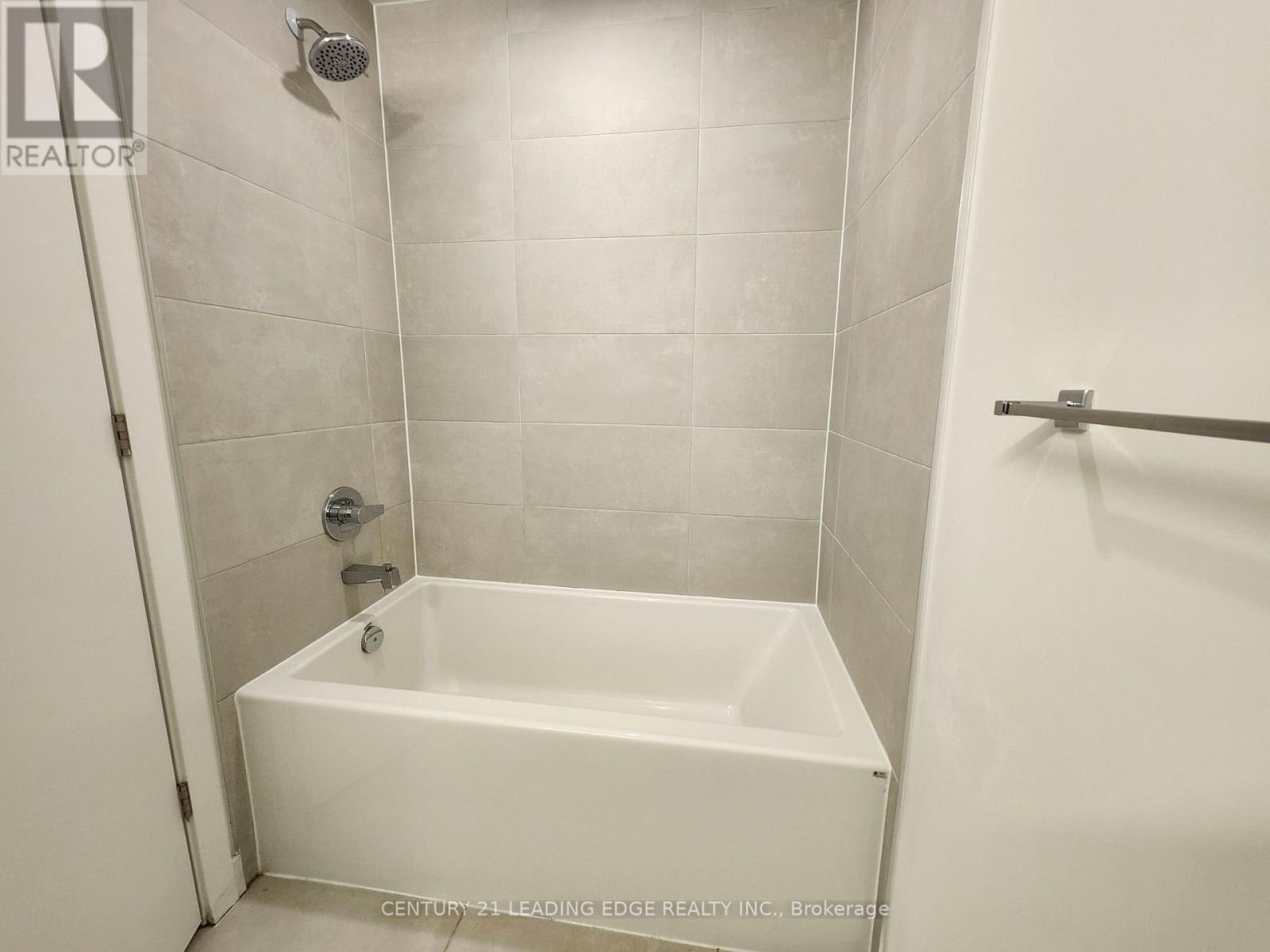 1004 - 15 Ellierslie Avenue, Toronto, Ontario M2N 0L7 - Photo 9 - C12992890