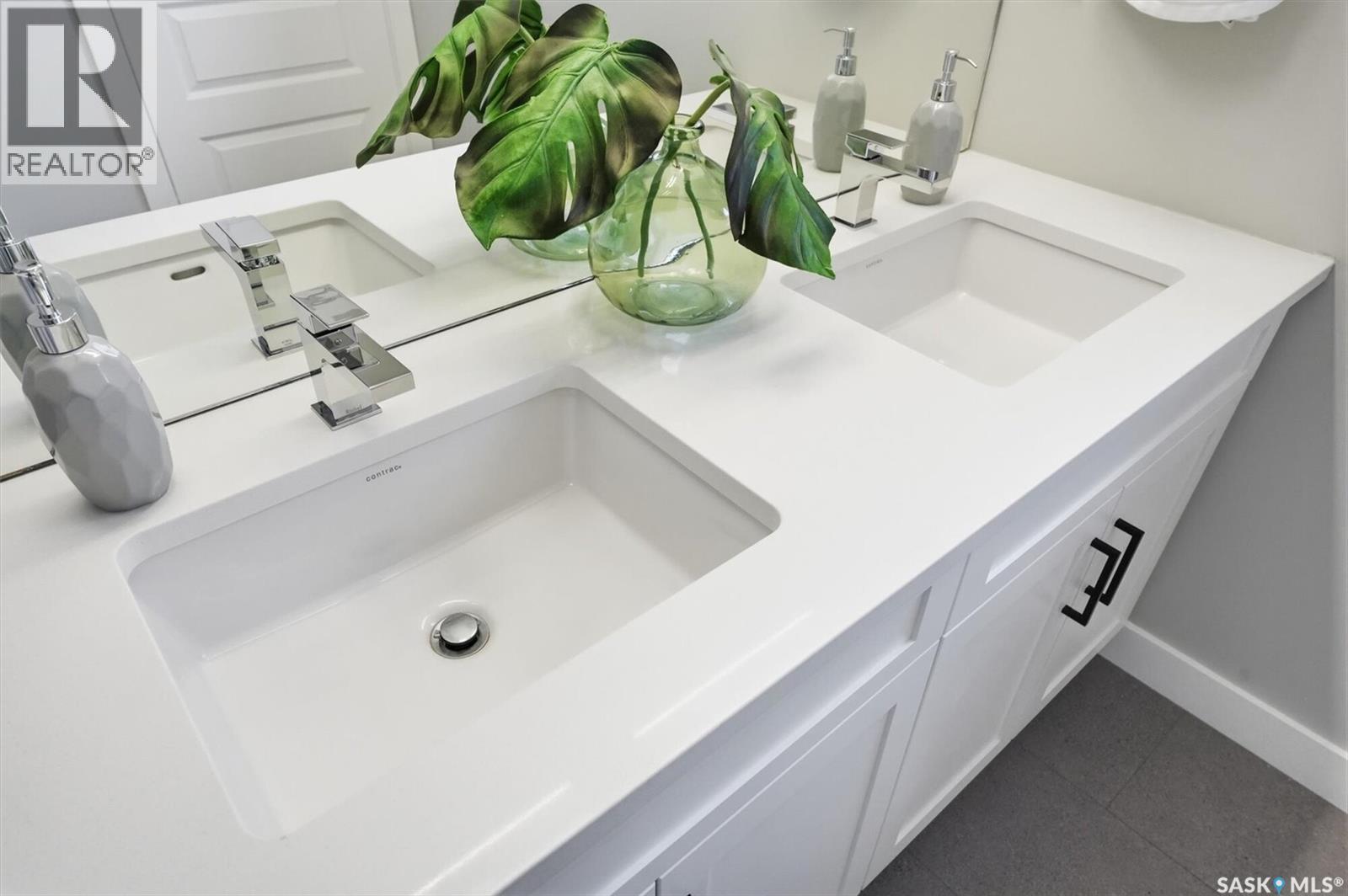 254 Kostiuk Crescent, Saskatoon, Saskatchewan  S7V 1R7 - Photo 28 - SK032813