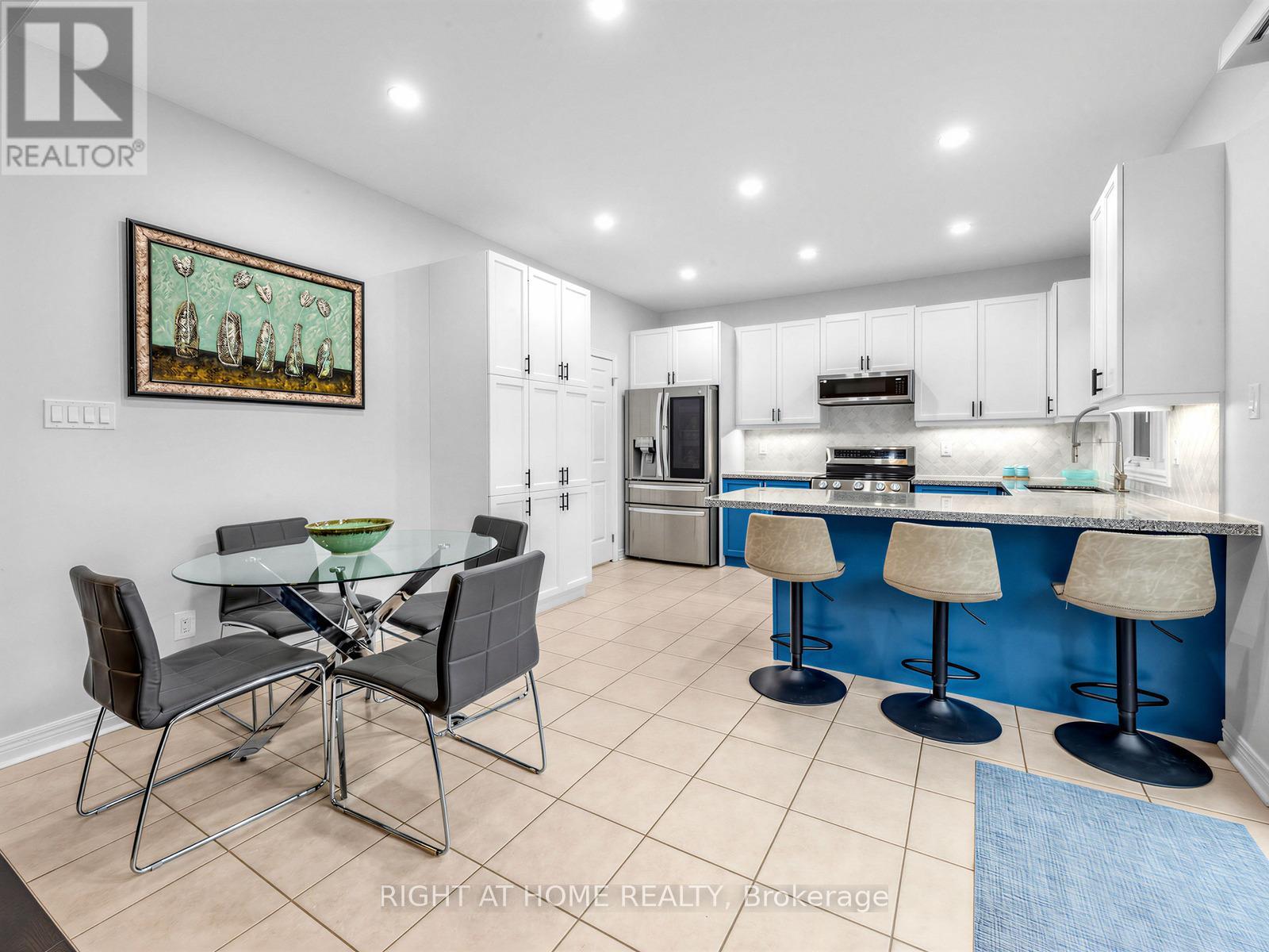 23 Brider Crescent, Ajax, Ontario  L1Z 0M3 - Photo 7 - E12992836