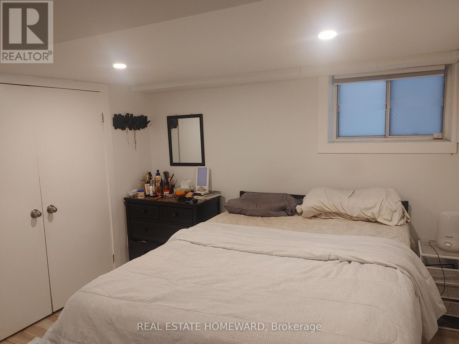 1191 Woodbine Avenue, Toronto, Ontario  M4C 4E1 - Photo 11 - E12992904