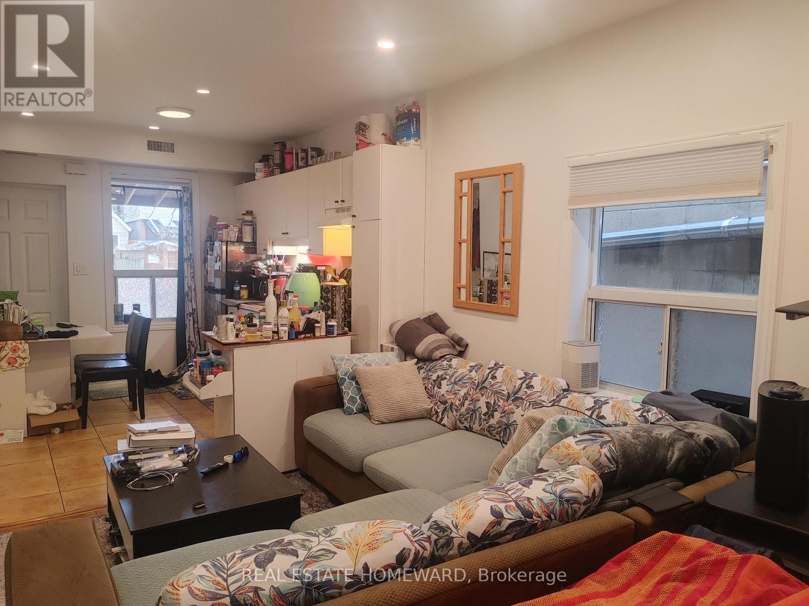 1191 Woodbine Avenue, Toronto, Ontario  M4C 4E1 - Photo 7 - E12992904