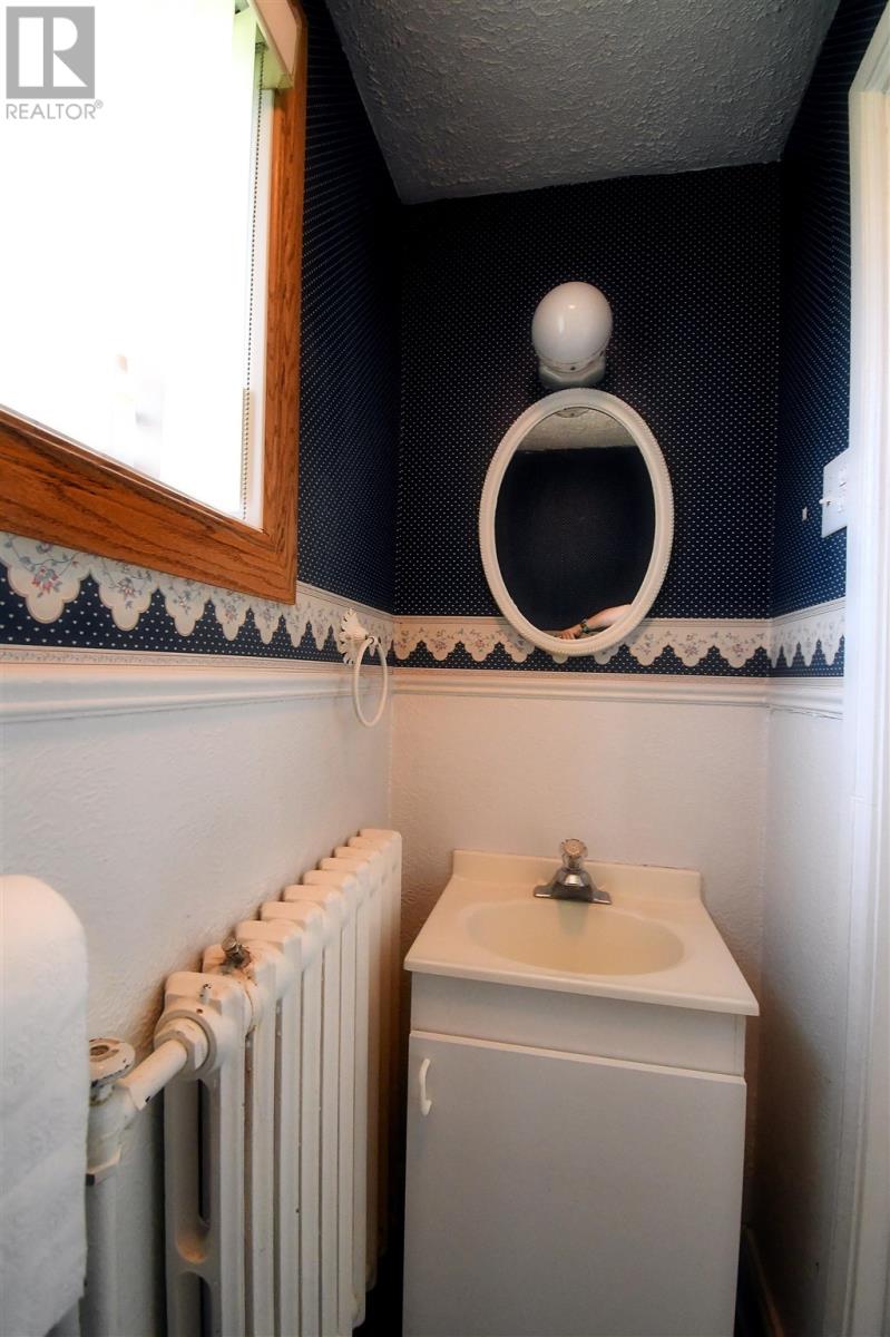 900 Prince St, Hearst, Ontario  P0L 1N0 - Photo 21 - SM260125