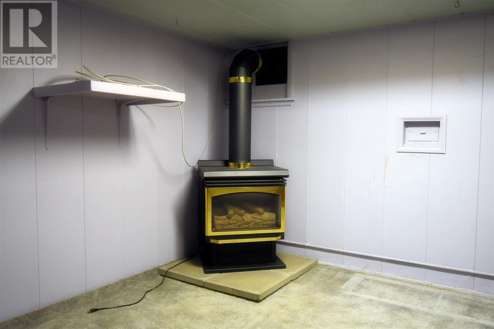 900 Prince St, Hearst, Ontario  P0L 1N0 - Photo 38 - SM260125