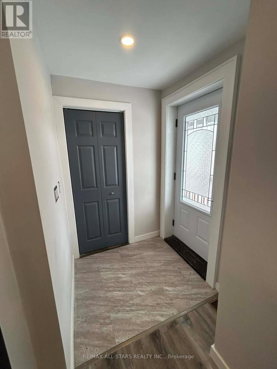 A - 56 Elgin Street, Kawartha Lakes, Ontario  K9V 3W5 - Photo 2 - X12820552