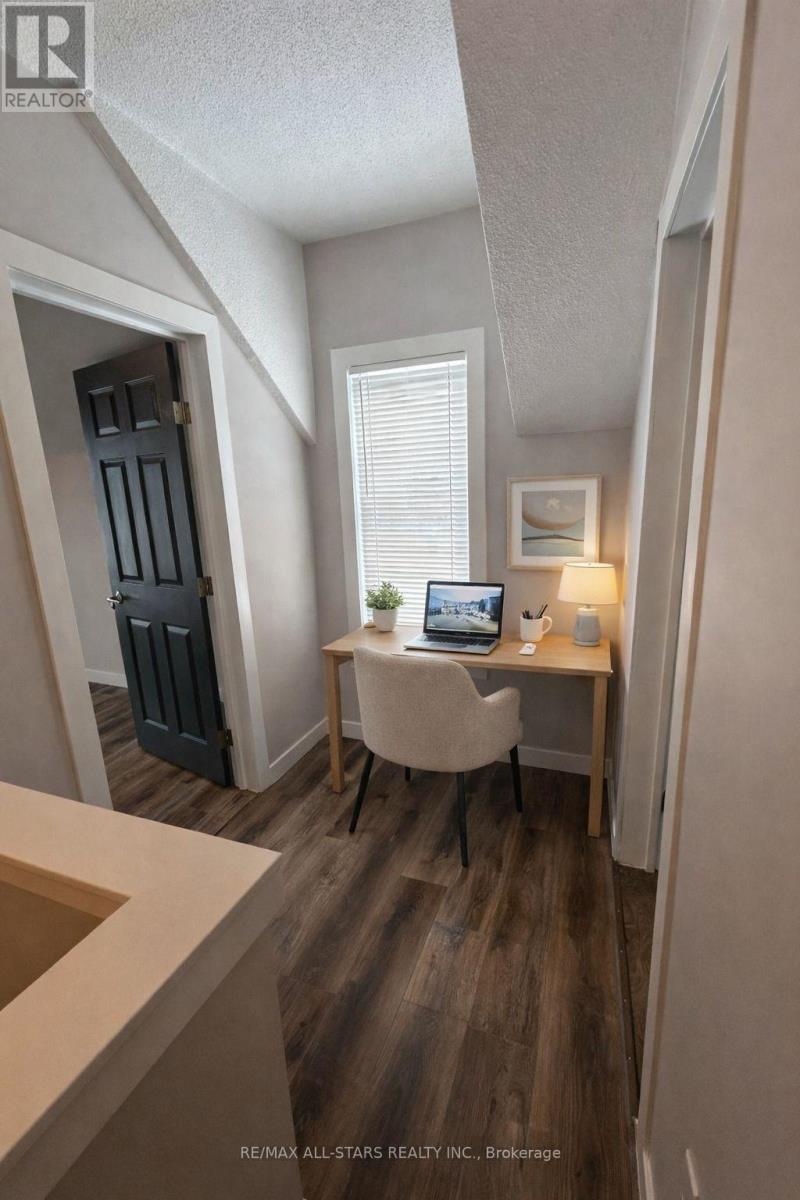 A - 56 Elgin Street, Kawartha Lakes, Ontario  K9V 3W5 - Photo 26 - X12820552