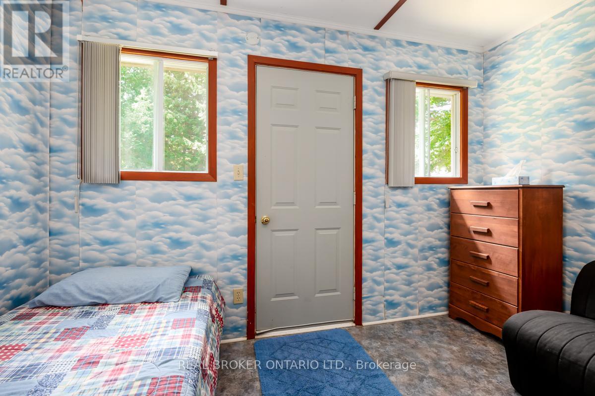 70 Ivy Lane, Orillia, Ontario  L3V 6H1 - Photo 12 - S12992884