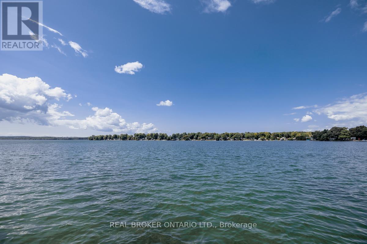 70 Ivy Lane, Orillia, Ontario  L3V 6H1 - Photo 23 - S12992884