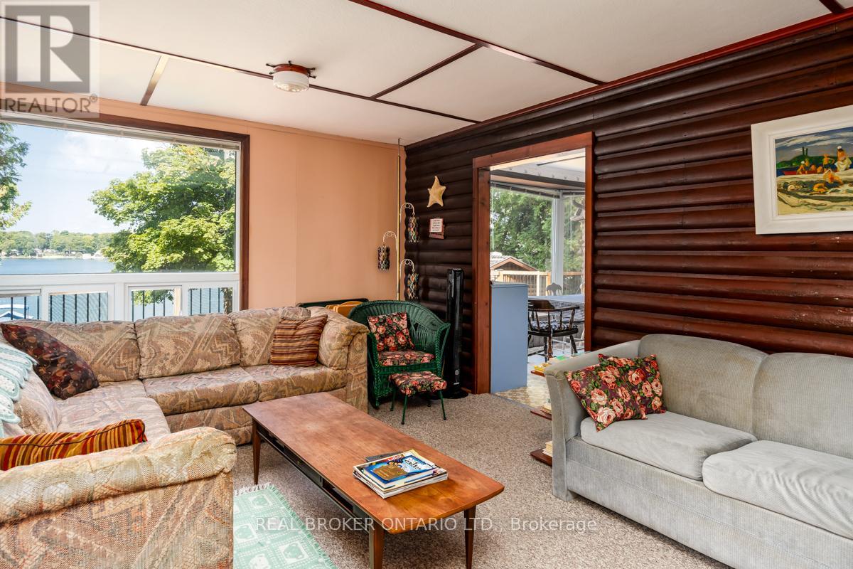 70 Ivy Lane, Orillia, Ontario  L3V 6H1 - Photo 4 - S12992884