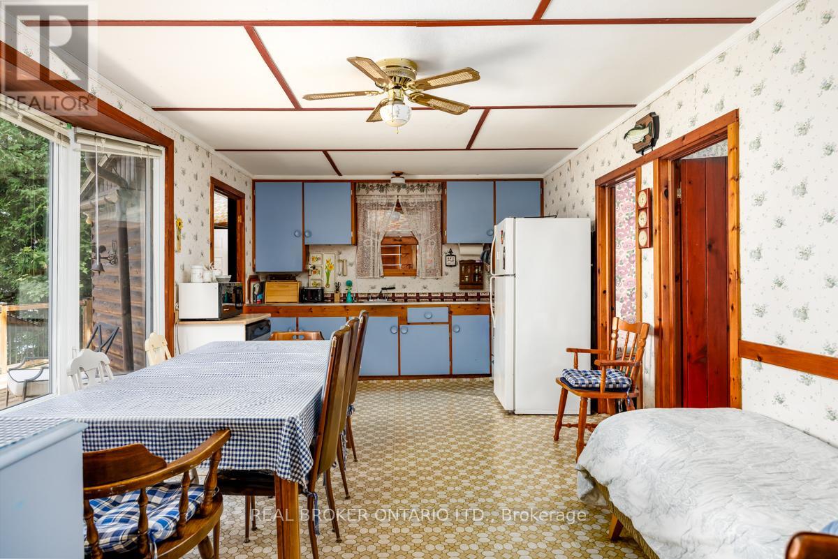 70 Ivy Lane, Orillia, Ontario  L3V 6H1 - Photo 6 - S12992884