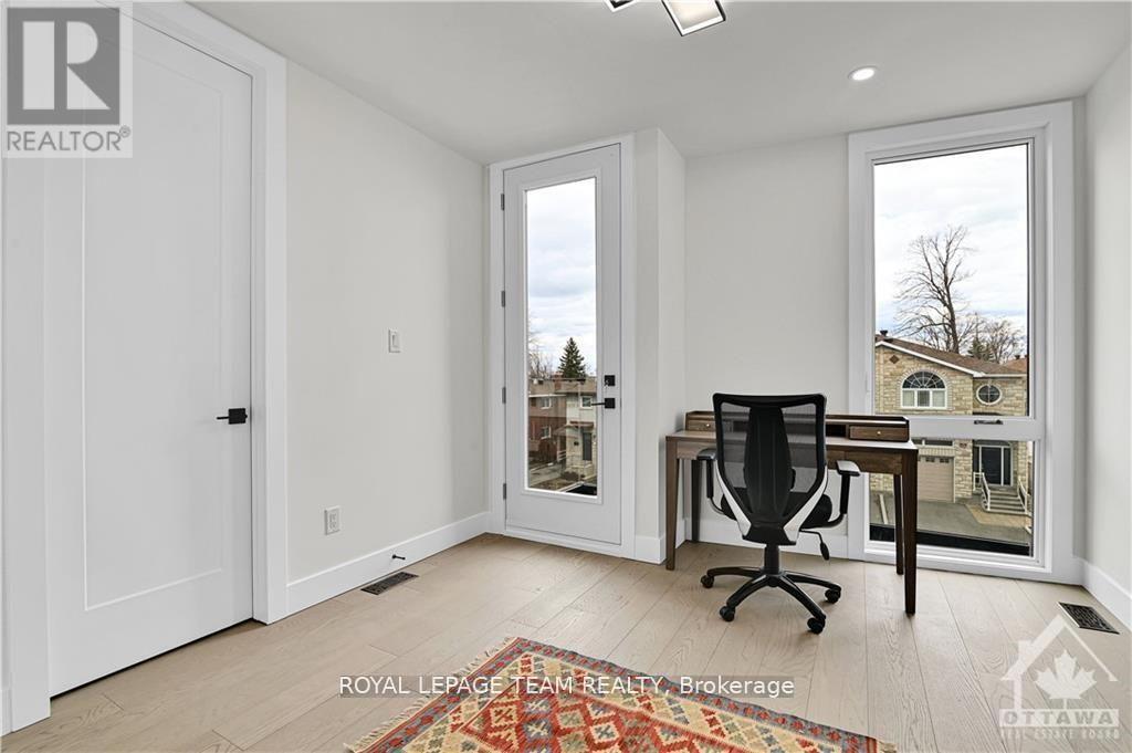 828 Alpine Avenue, Ottawa, Ontario  K2B 5R6 - Photo 22 - X12718124