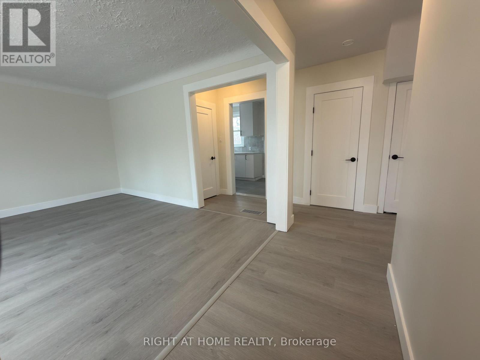 55 Glendale Avenue S, Ottawa, Ontario K1S 1W3 - Photo 11 - X12873522