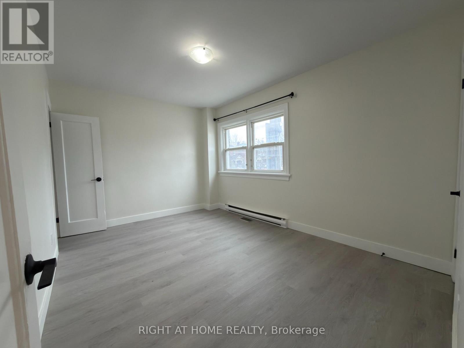 55 Glendale Avenue S, Ottawa, Ontario K1S 1W3 - Photo 9 - X12873522