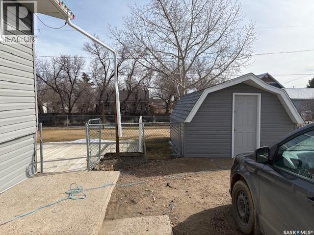 211 Throne Street, Sceptre, Saskatchewan  S0N 2H0 - Photo 30 - SK030970