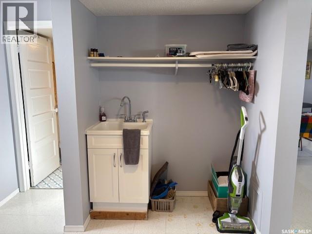 211 Throne Street, Sceptre, Saskatchewan  S0N 2H0 - Photo 20 - SK030970