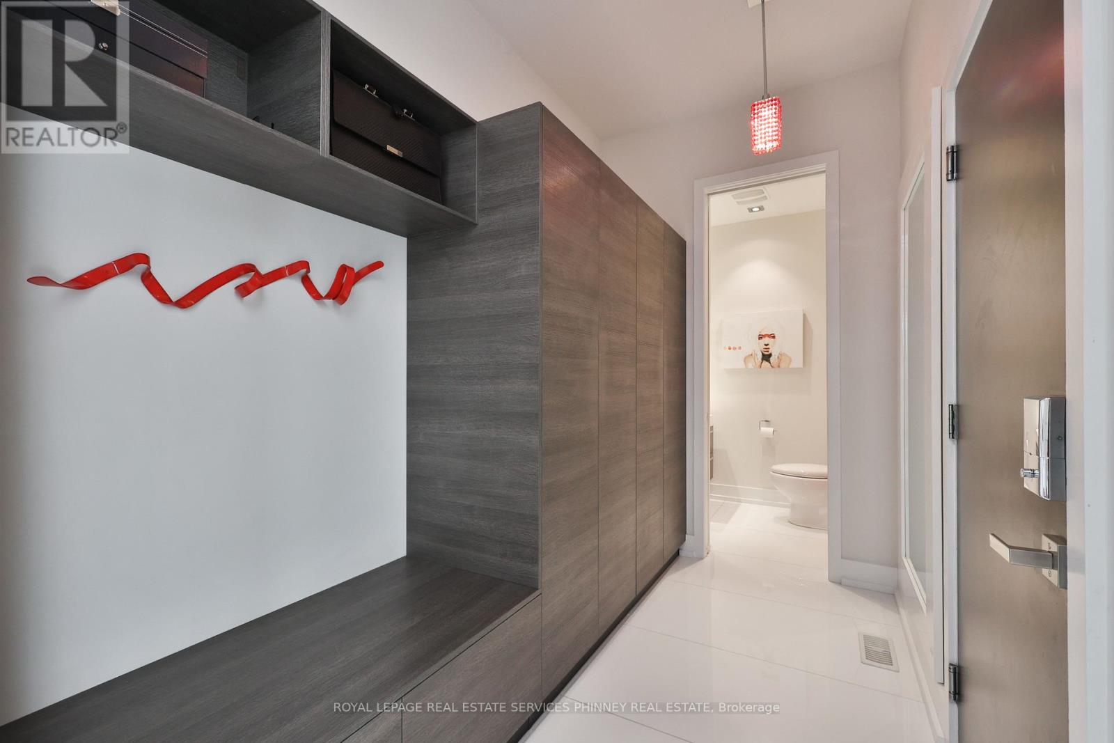 647 Montbeck Crescent, Mississauga, Ontario  L5G 1P1 - Photo 14 - W12992850