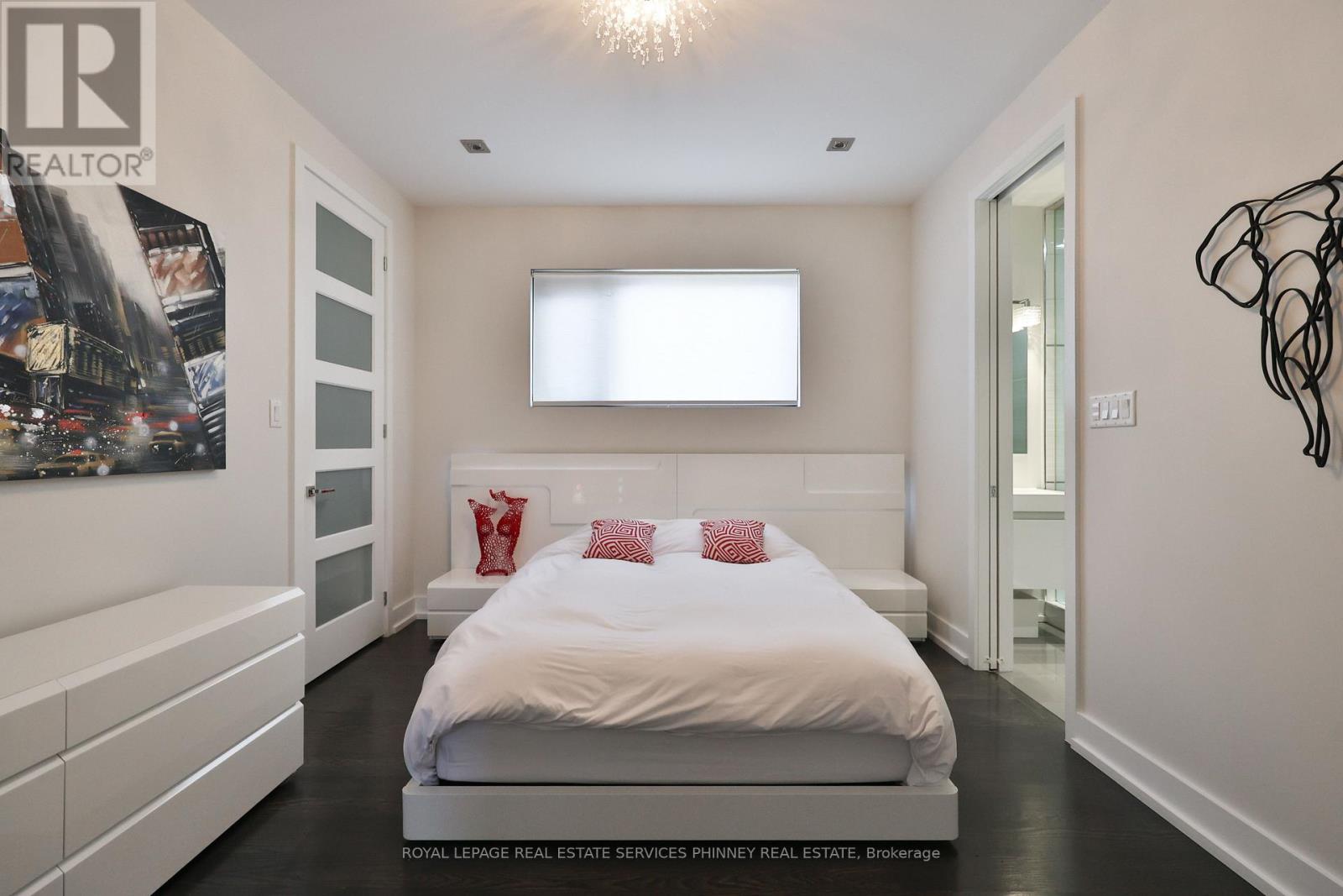 647 Montbeck Crescent, Mississauga, Ontario  L5G 1P1 - Photo 31 - W12992850