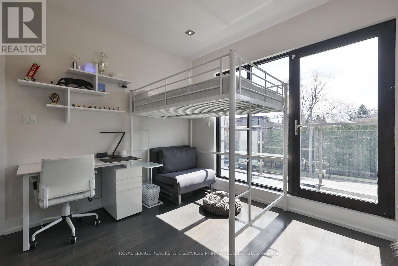 647 Montbeck Crescent, Mississauga, Ontario  L5G 1P1 - Photo 33 - W12992850