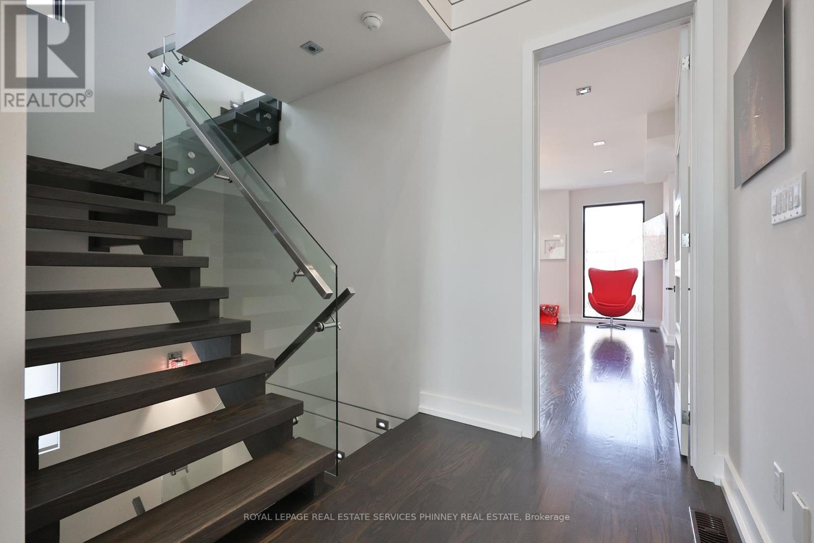 647 Montbeck Crescent, Mississauga, Ontario  L5G 1P1 - Photo 35 - W12992850