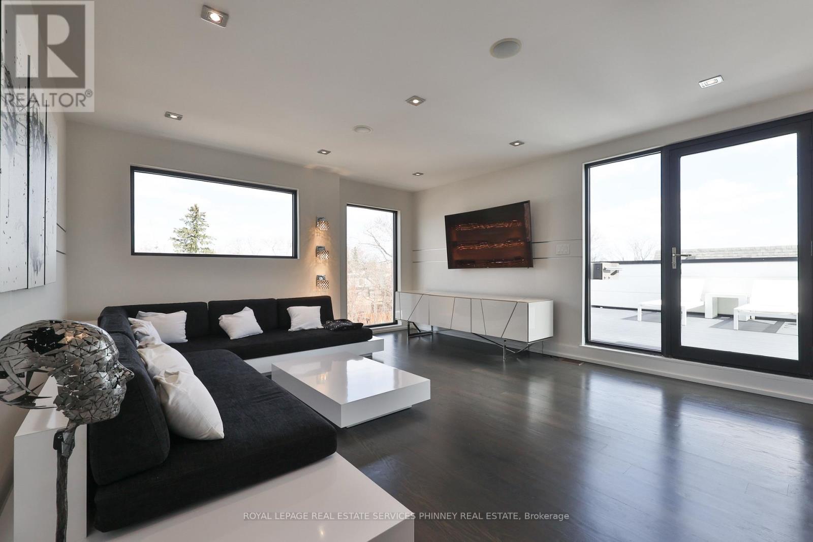 647 Montbeck Crescent, Mississauga, Ontario  L5G 1P1 - Photo 36 - W12992850