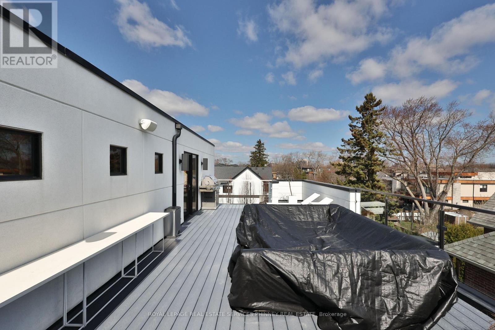 647 Montbeck Crescent, Mississauga, Ontario  L5G 1P1 - Photo 38 - W12992850