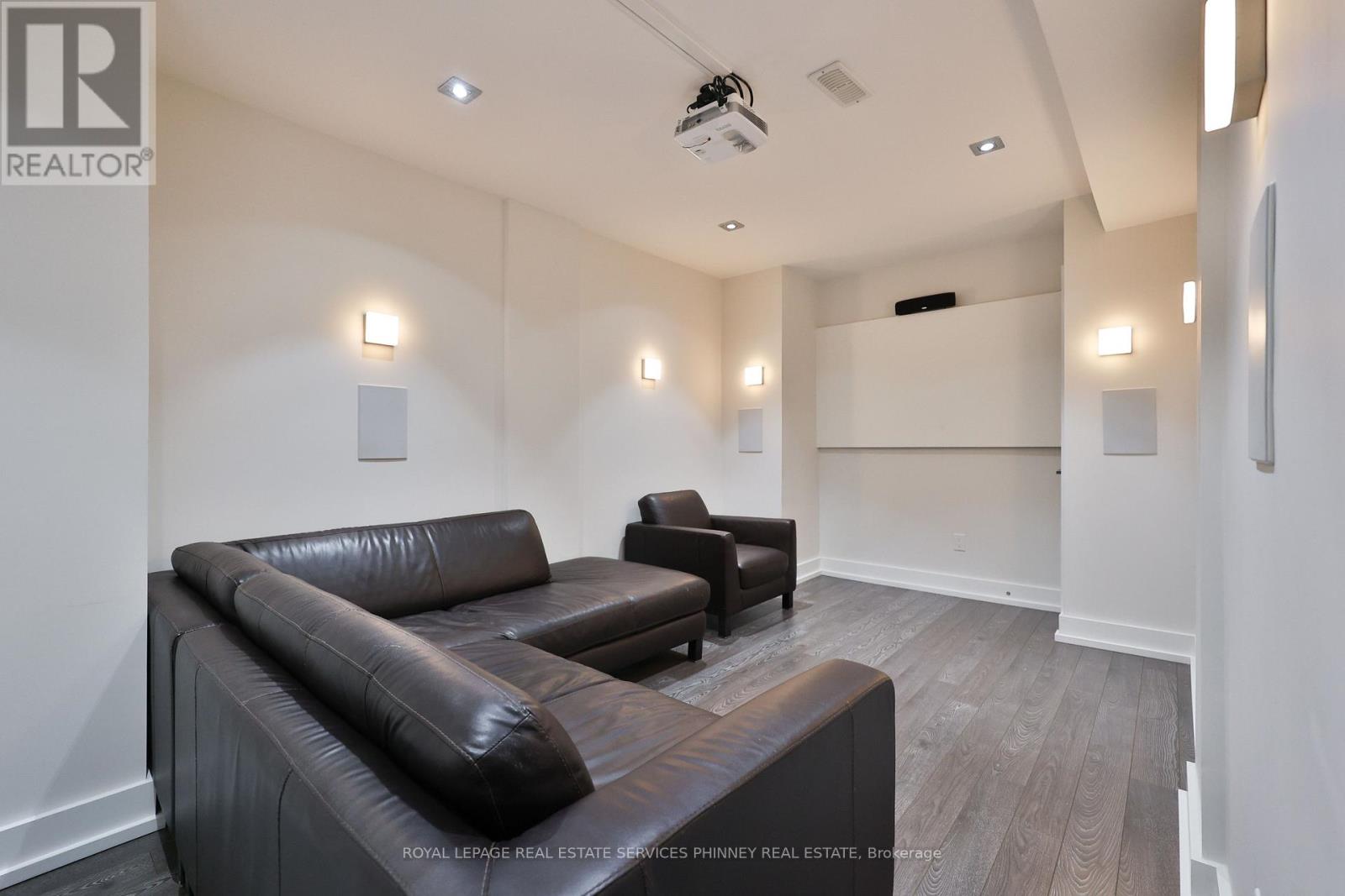 647 Montbeck Crescent, Mississauga, Ontario  L5G 1P1 - Photo 42 - W12992850