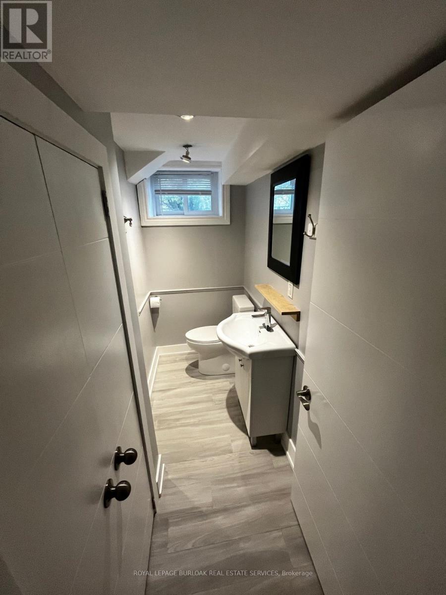 B - 3140 Michael Crescent, Burlington, Ontario  L7M 1V4 - Photo 10 - W12992858