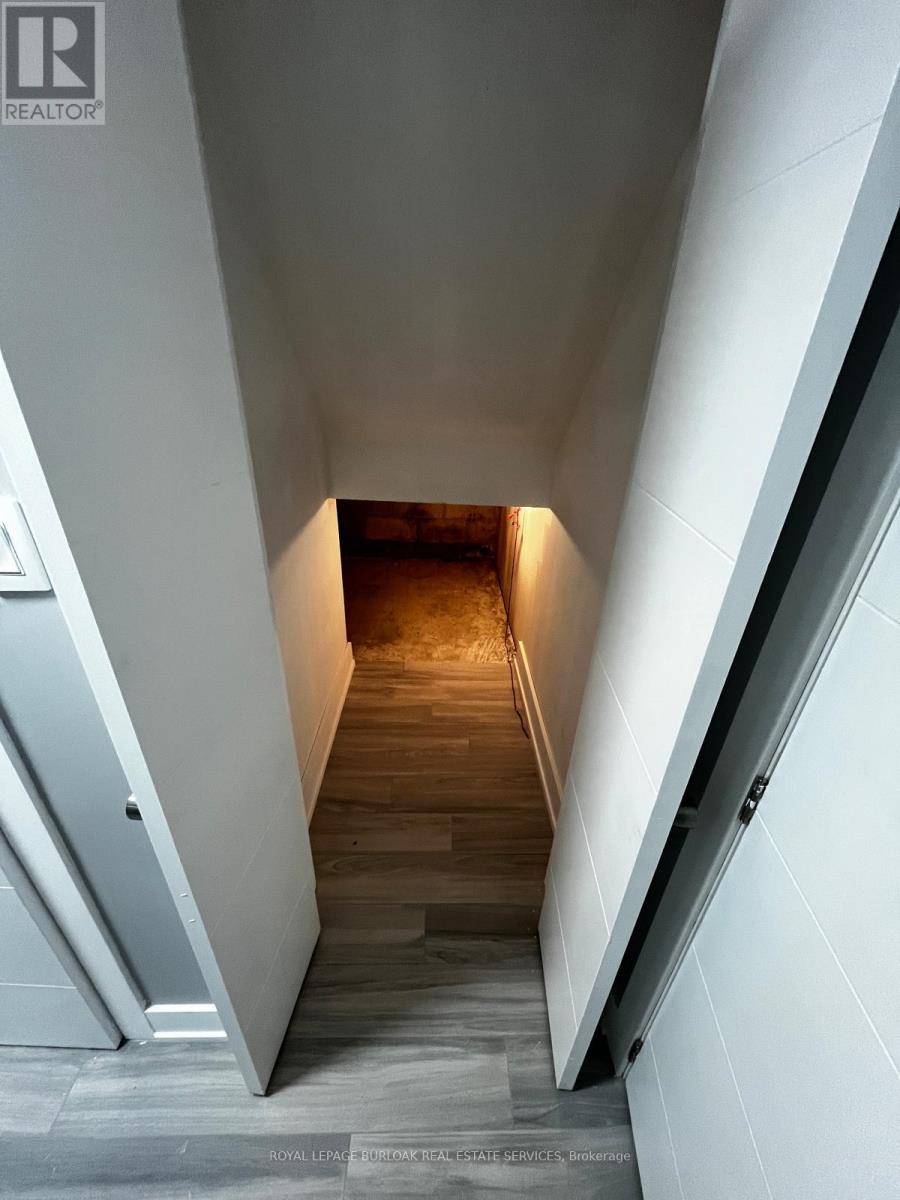 B - 3140 Michael Crescent, Burlington, Ontario  L7M 1V4 - Photo 8 - W12992858