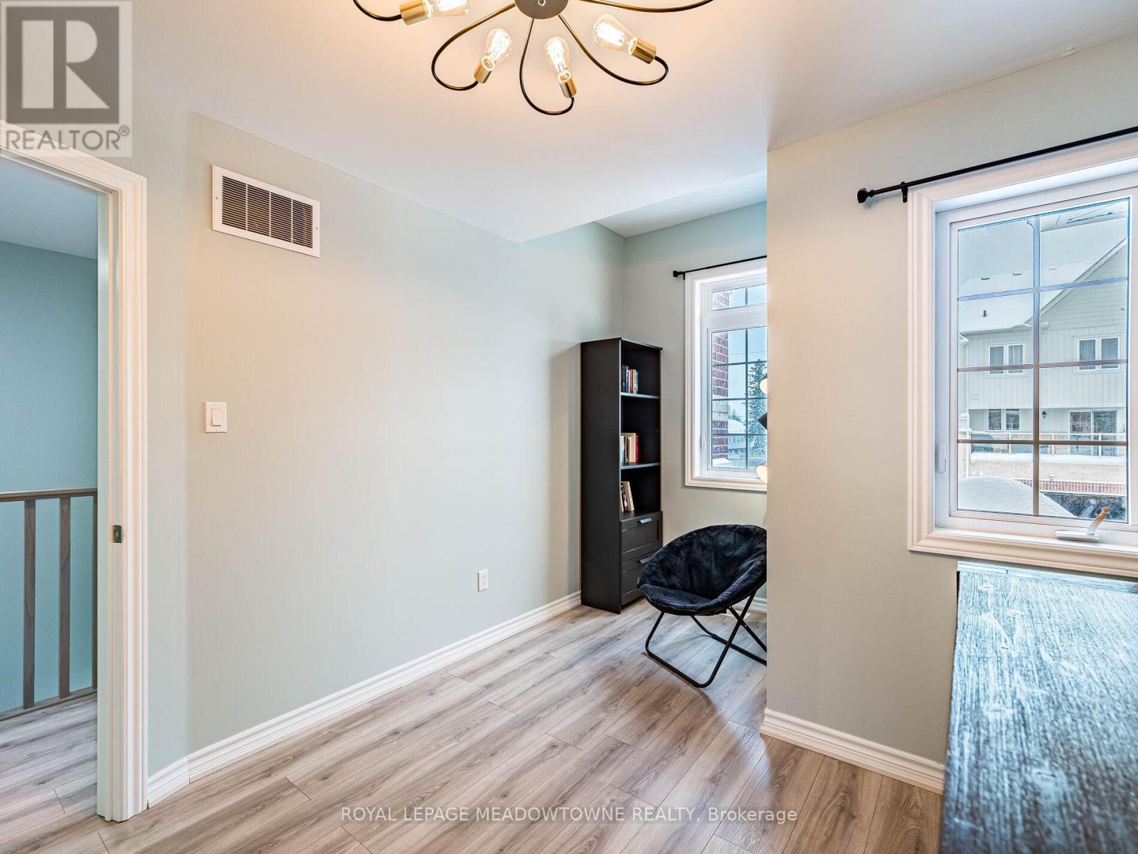 12 - 30 Townline, Orangeville, Ontario  L9W 7P6 - Photo 31 - W12992898