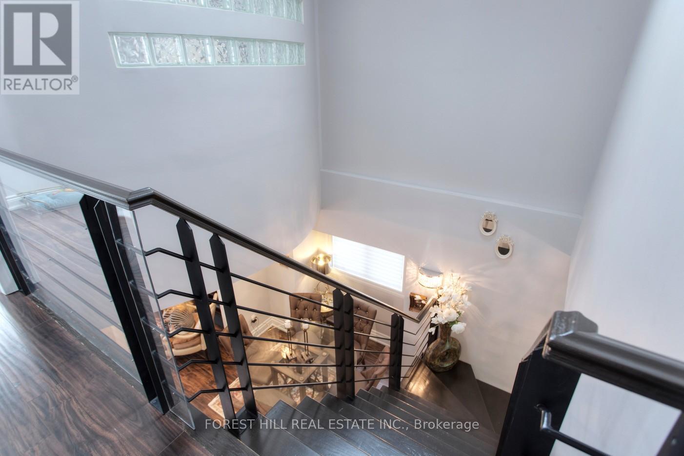 136 Hollywood Avenue, Toronto, Ontario M2N 3K3 - Photo 26 - C12970366