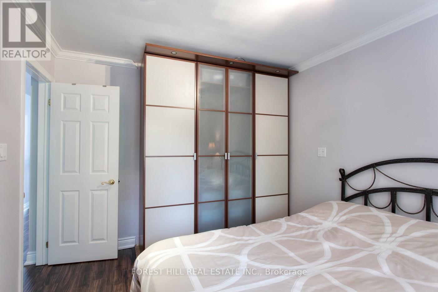 136 Hollywood Avenue, Toronto, Ontario M2N 3K3 - Photo 20 - C12970366