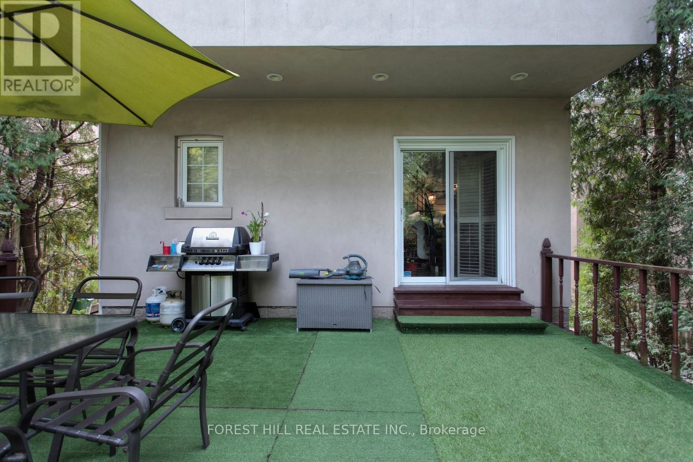 136 Hollywood Avenue, Toronto, Ontario M2N 3K3 - Photo 28 - C12970366