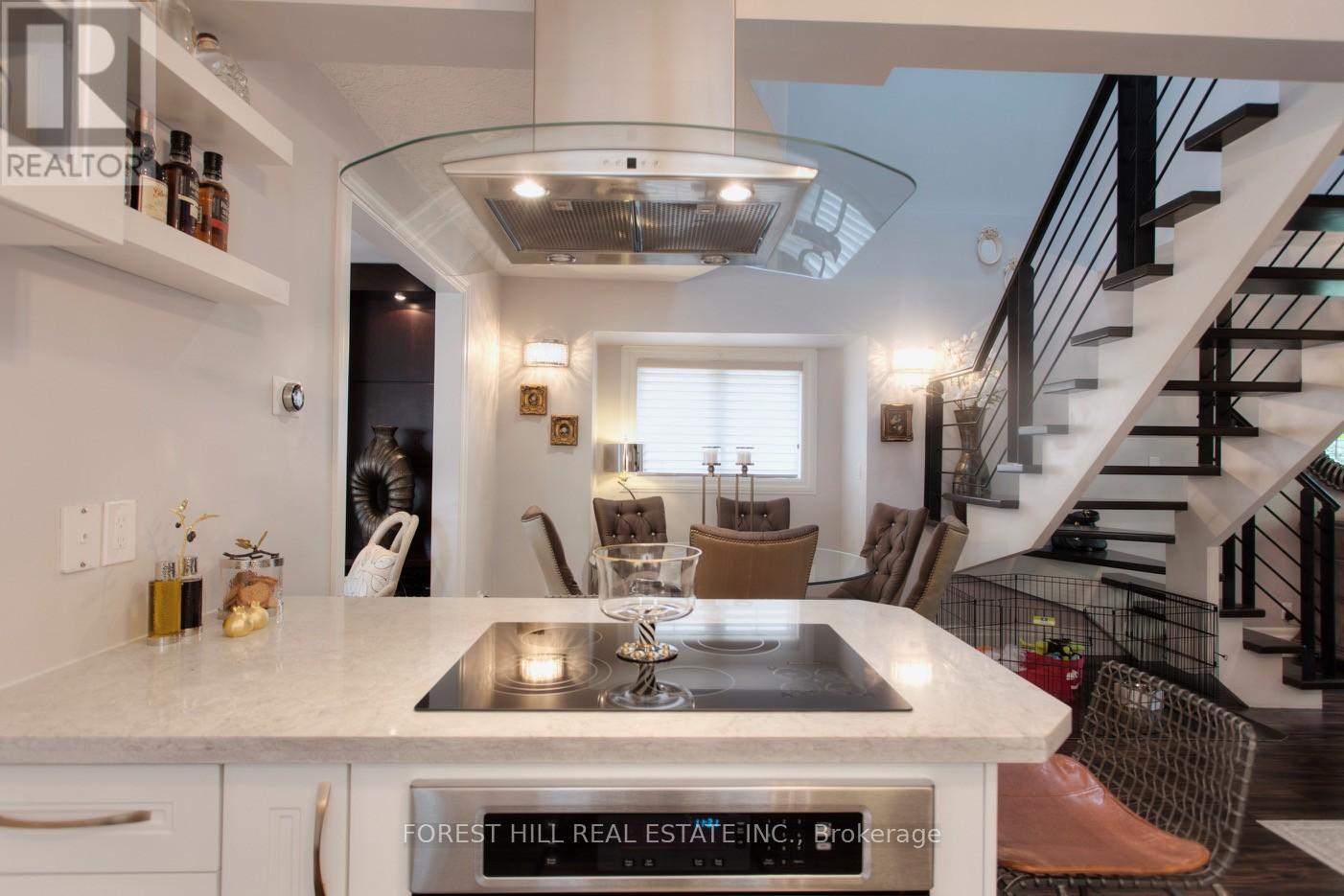 136 Hollywood Avenue, Toronto, Ontario M2N 3K3 - Photo 12 - C12970366