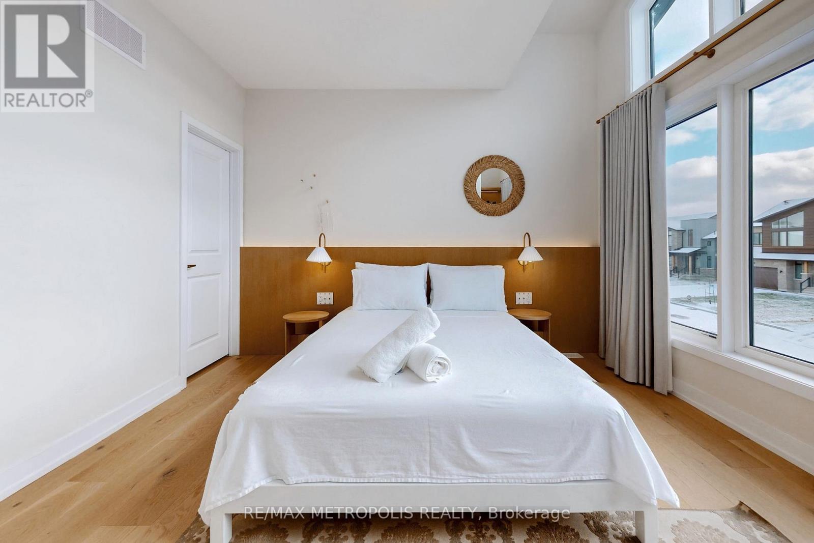 104 Stoneleigh Drive, Blue Mountains, Ontario  L9Y 0V1 - Photo 34 - X12992856