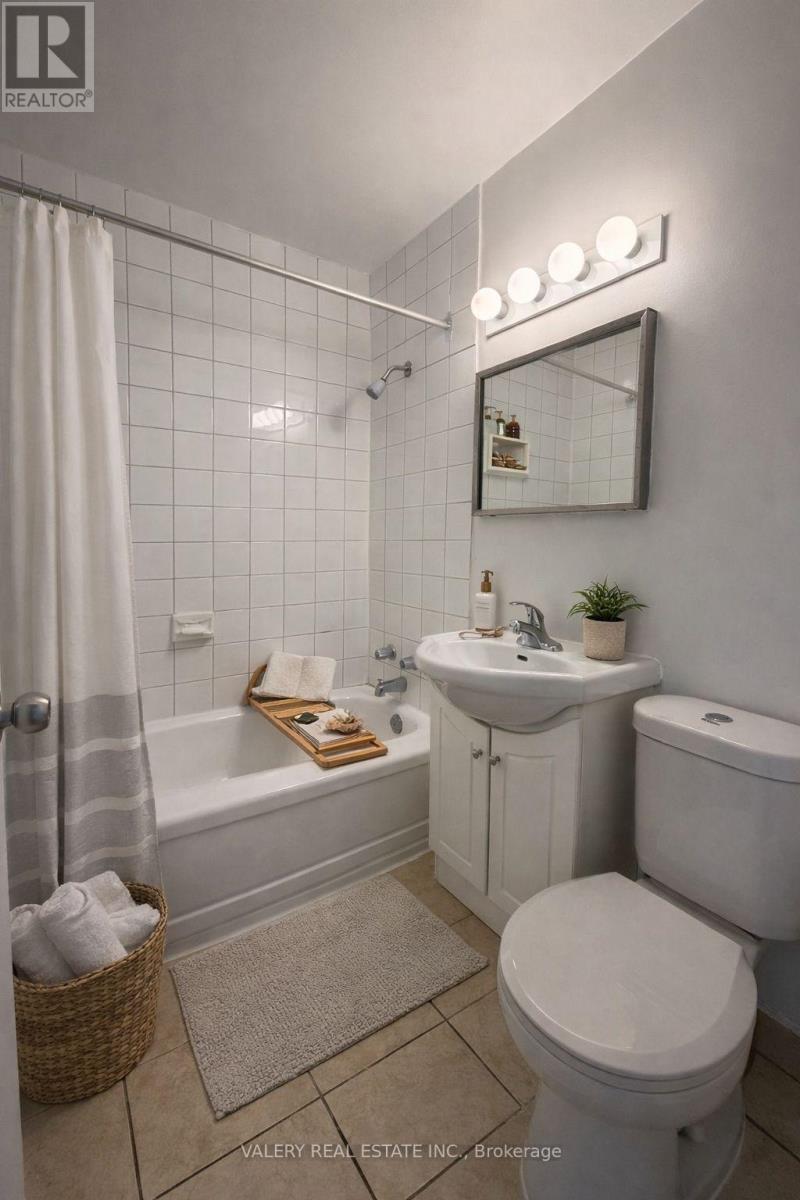 1506 - 890 Jane Street, Toronto, Ontario  M6N 4C3 - Photo 6 - W12893096