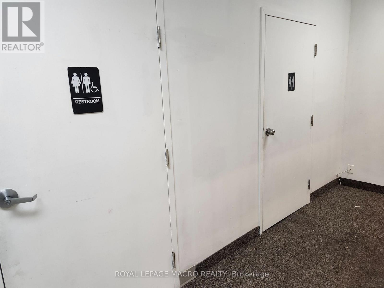 1443 Main Street E, Hamilton, Ontario  L8K 1C4 - Photo 8 - X12542196