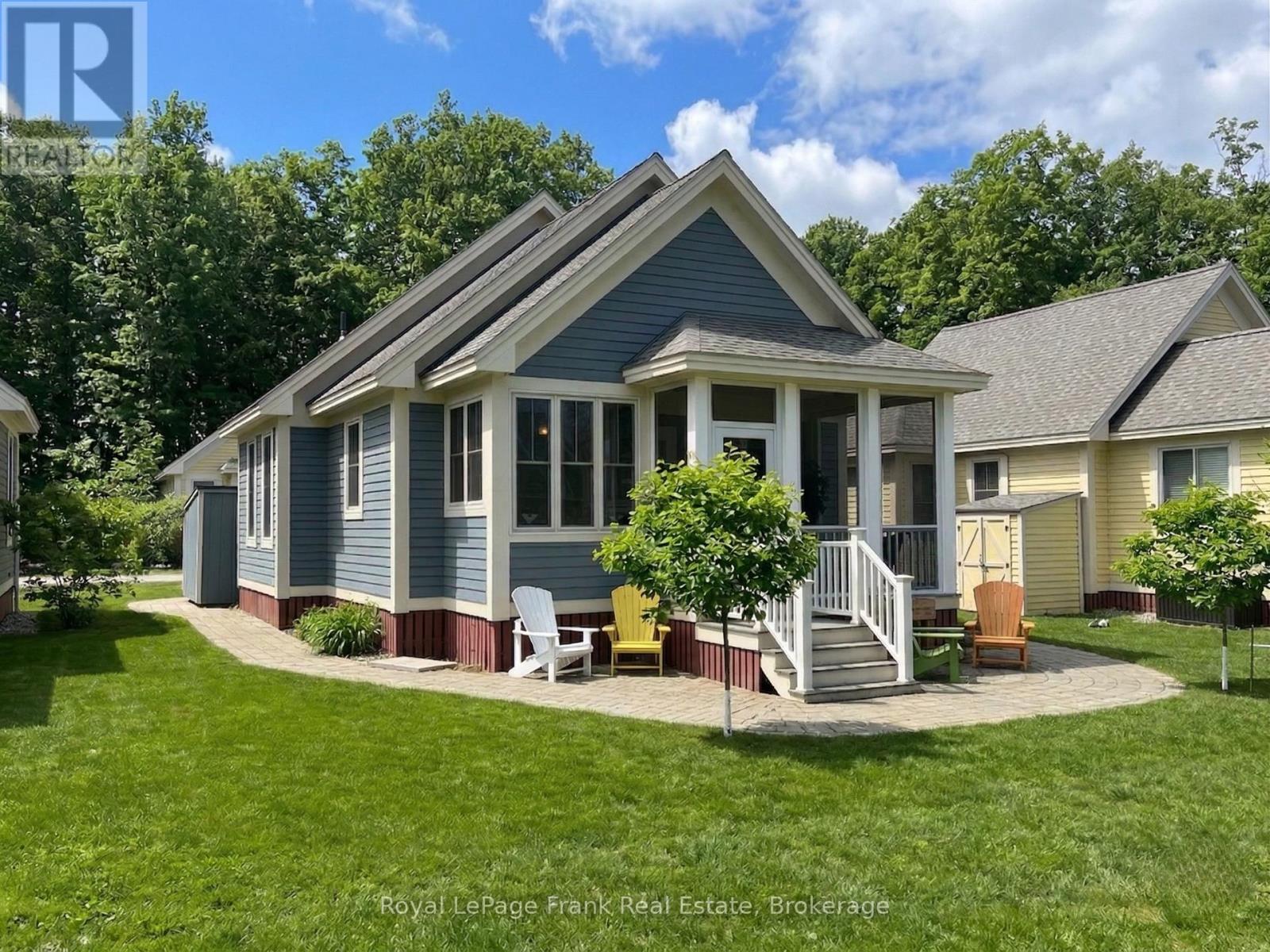 222 - 17 HOLLOW LANE, Prince Edward County, Ontario