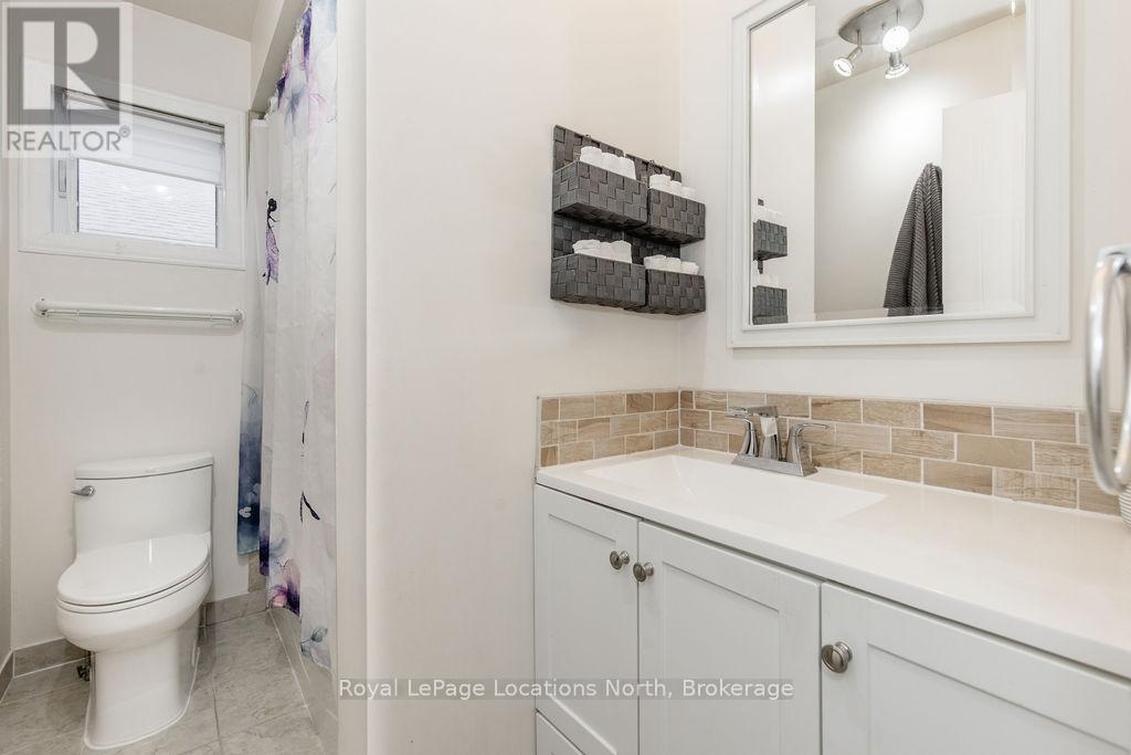 92 Glen Eton Road, Wasaga Beach, Ontario  L9Z 1E8 - Photo 8 - S12992956