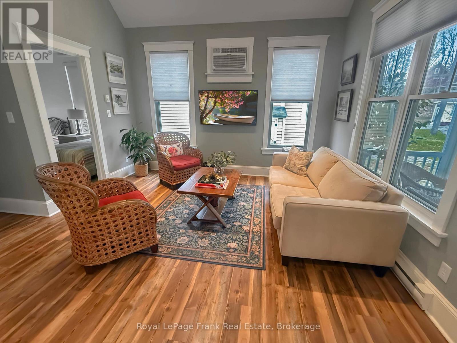 222 - 17 Hollow Lane, Prince Edward County, Ontario  K0K 1P0 - Photo 10 - X12899518