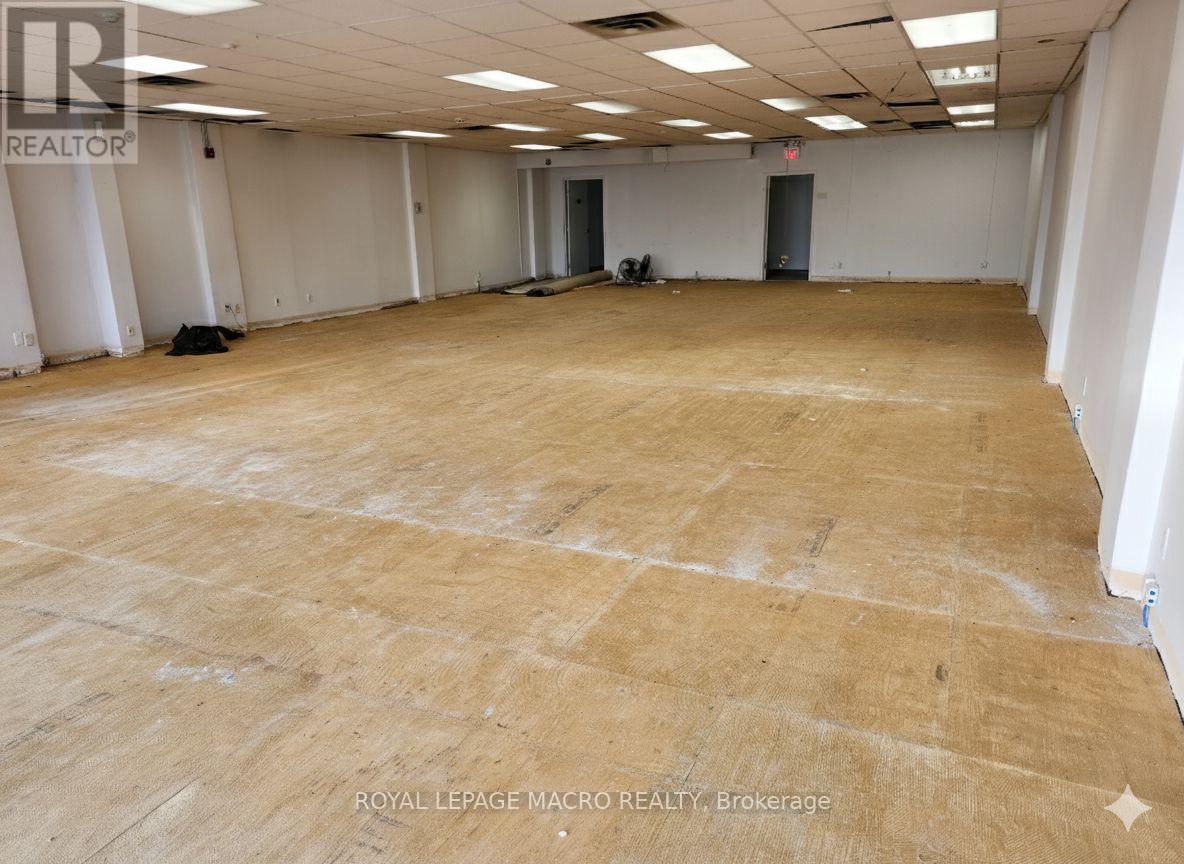 1443 Main Street E, Hamilton, Ontario  L8K 1C4 - Photo 2 - X12542196