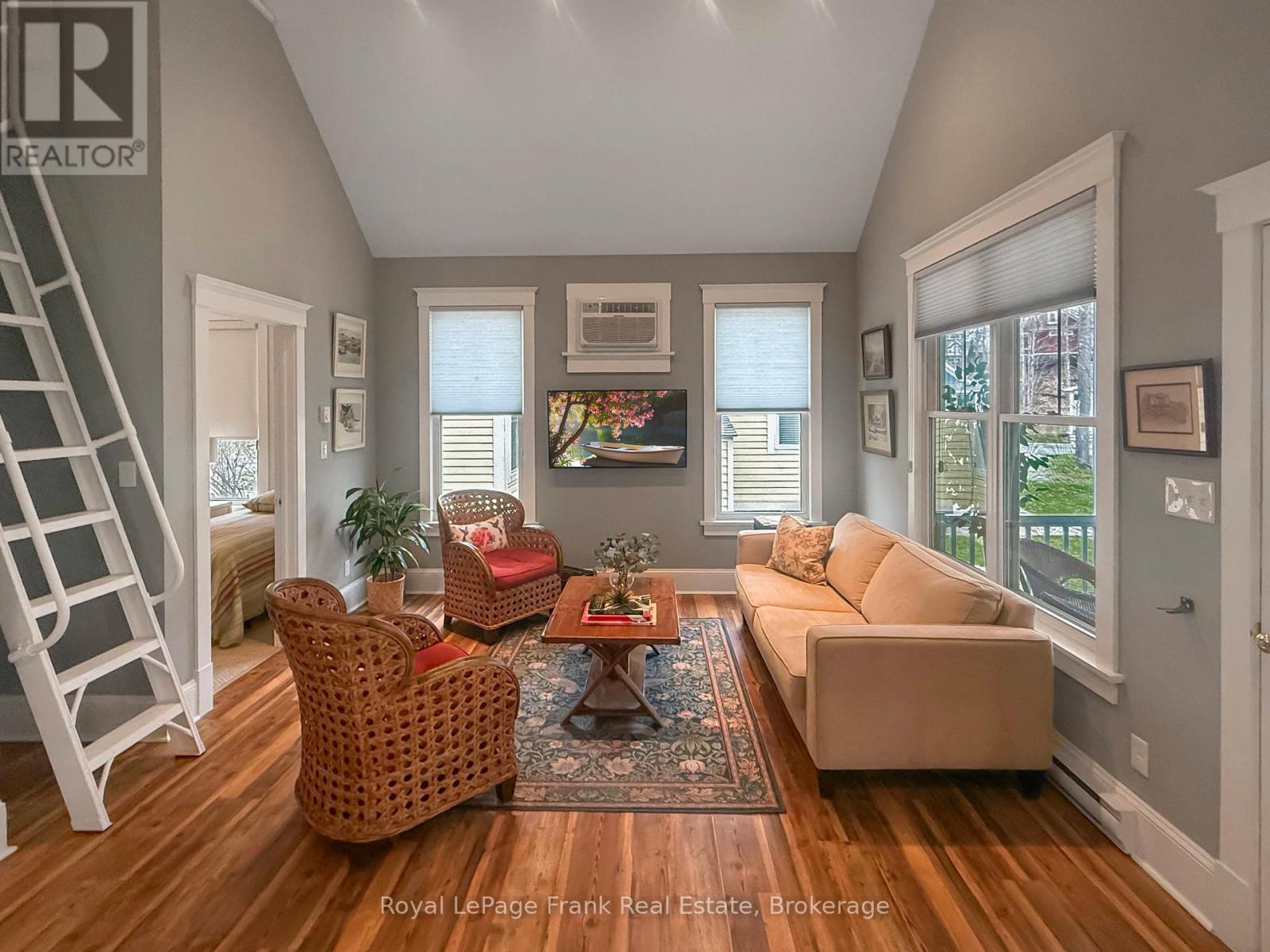 222 - 17 Hollow Lane, Prince Edward County, Ontario  K0K 1P0 - Photo 11 - X12899518